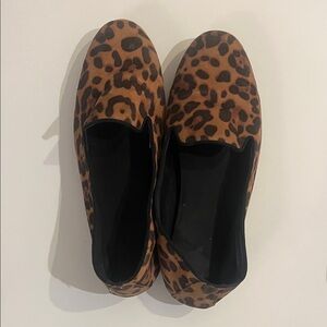 AEROSOLES Leopard Print Loafers